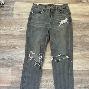 American Eagle Mom jeans size 8